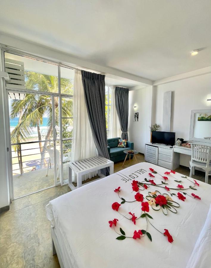 Smeralda Beach Hotel Dikwella Eksteriør billede